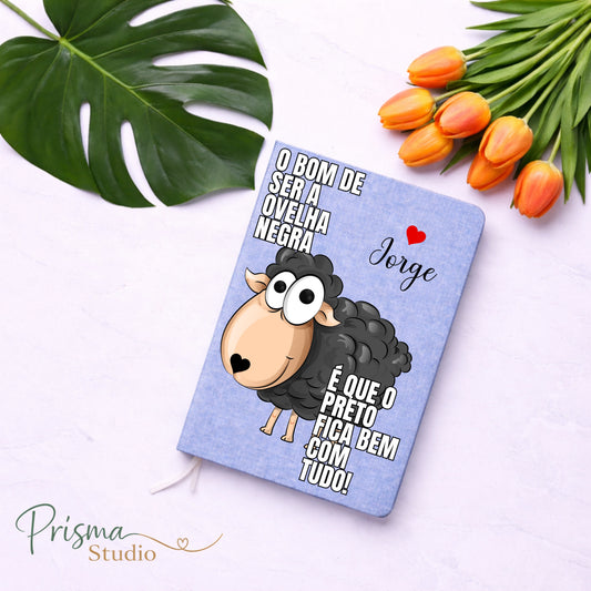 🐑 Caderno Personalizado “O Bom de Ser a Ovelha Negra”
