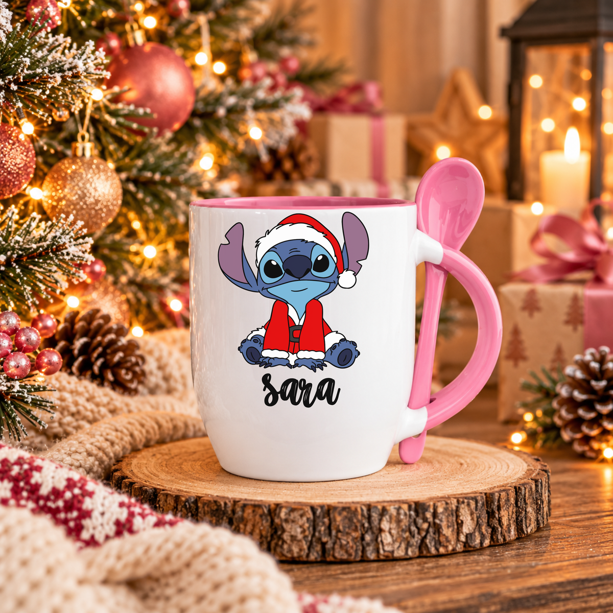 Caneca com Colher Personalizada '' Stitch Christmas''