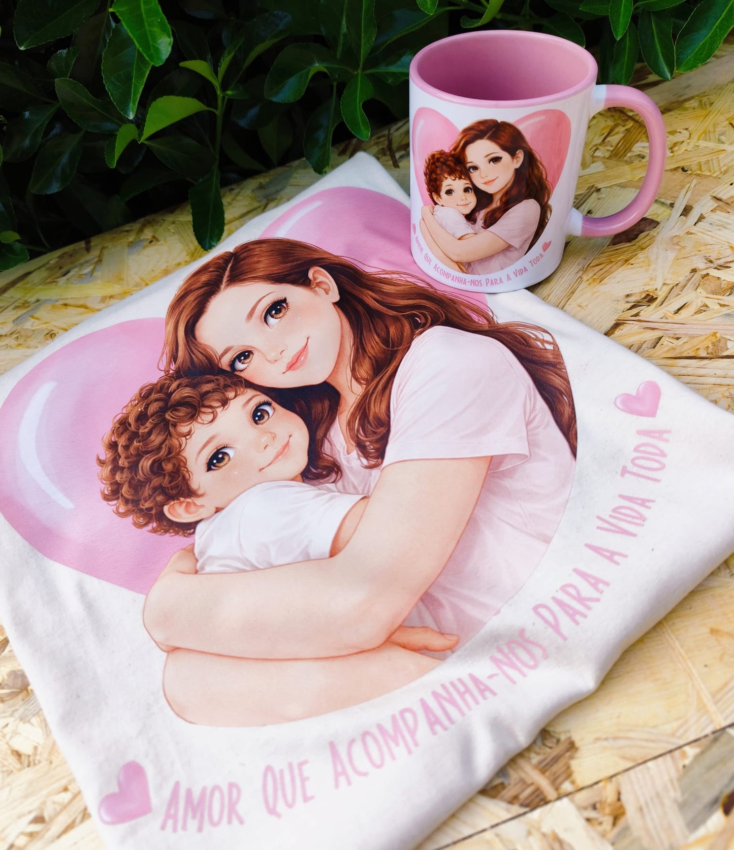 Pack Personalizado Ilustração a Partir da Foto – T-shirt + Caneca Rosa
