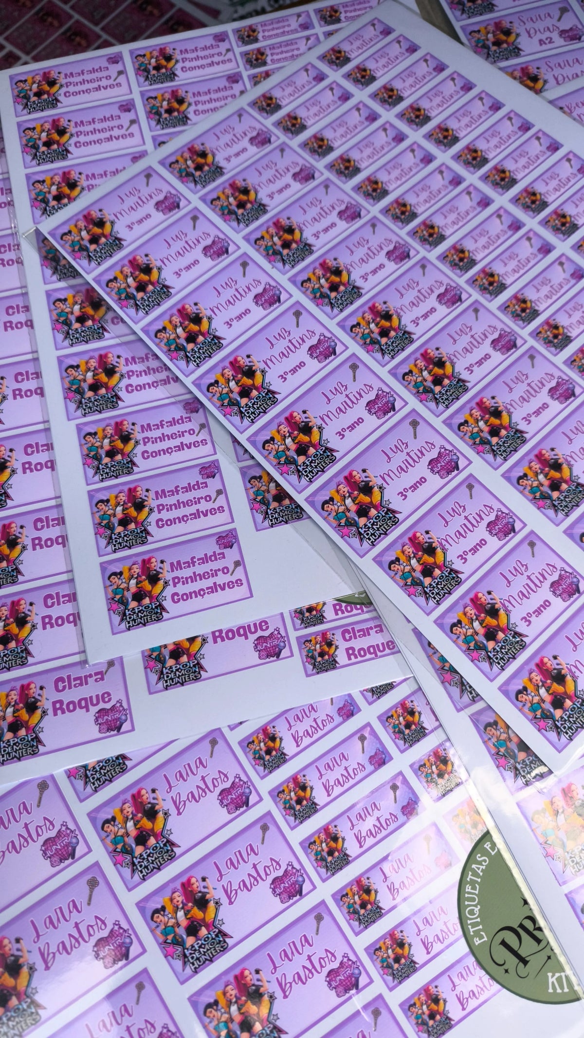 Etiquetas escolares personalizadas | Huntrix