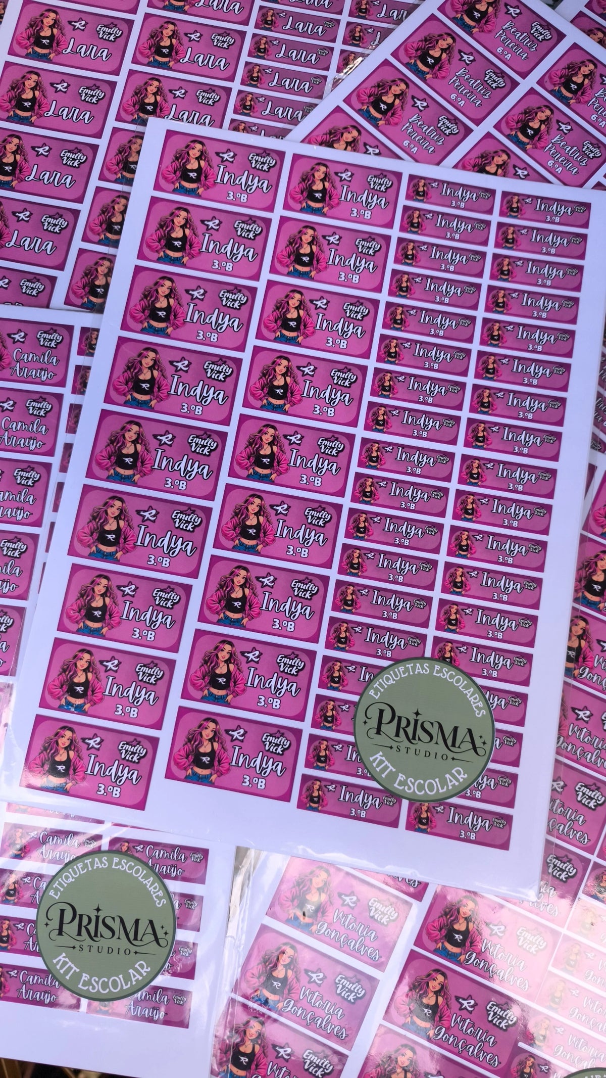 Etiquetas escolares personalizadas | Emilly Vick